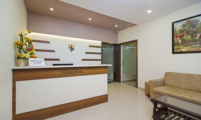 Ocean Suites Hotel Мумбай Екстериор снимка